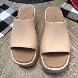 Skechers Cream Mules